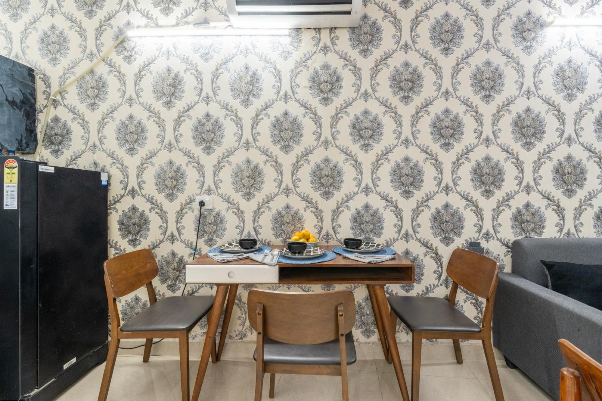Apartment Homlee-vintage 2bhk Near Delhi