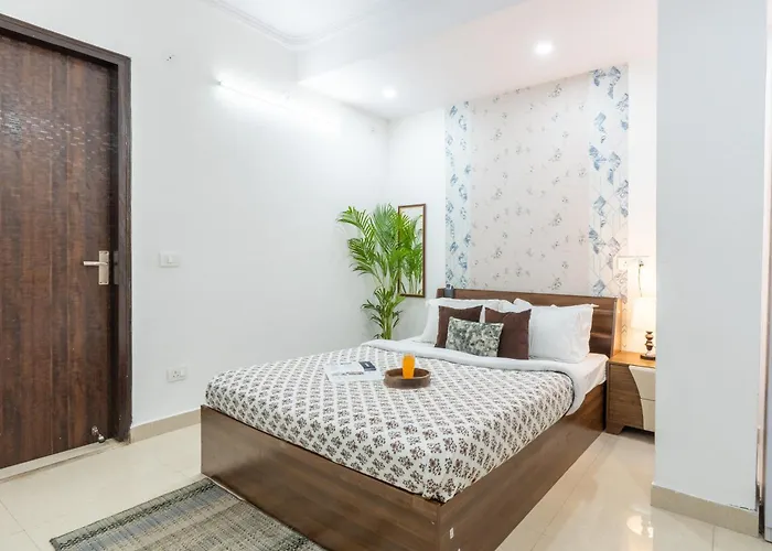 Homlee-Vintage 2Bhk Apt Near Central Delhi