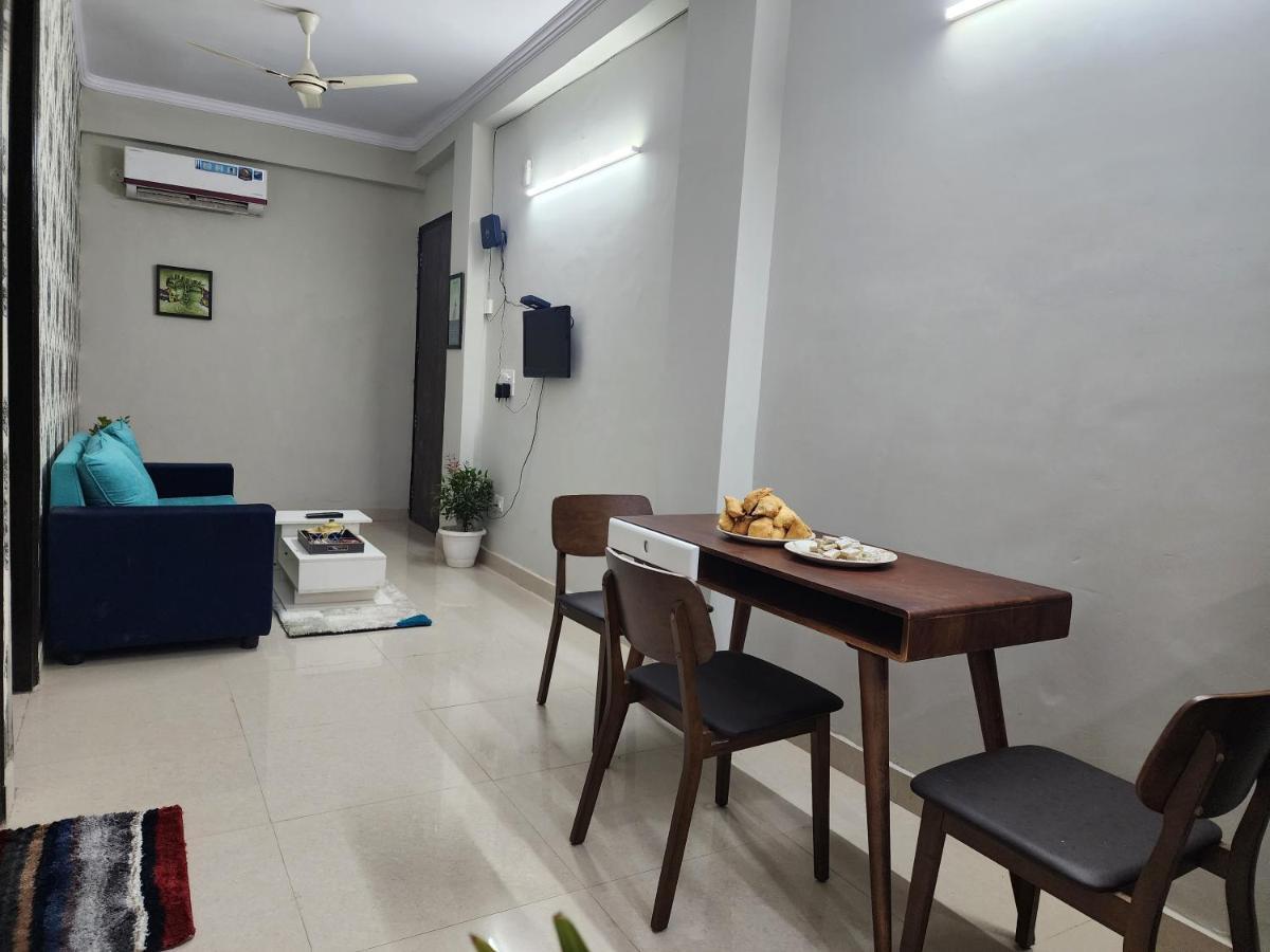 Homlee-vintage 2bhk Near Delhi