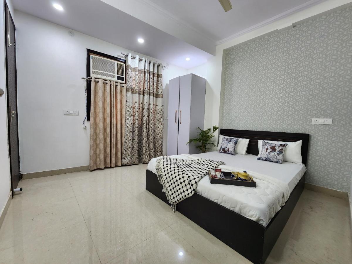 Homlee-vintage 2bhk Near Delhi *