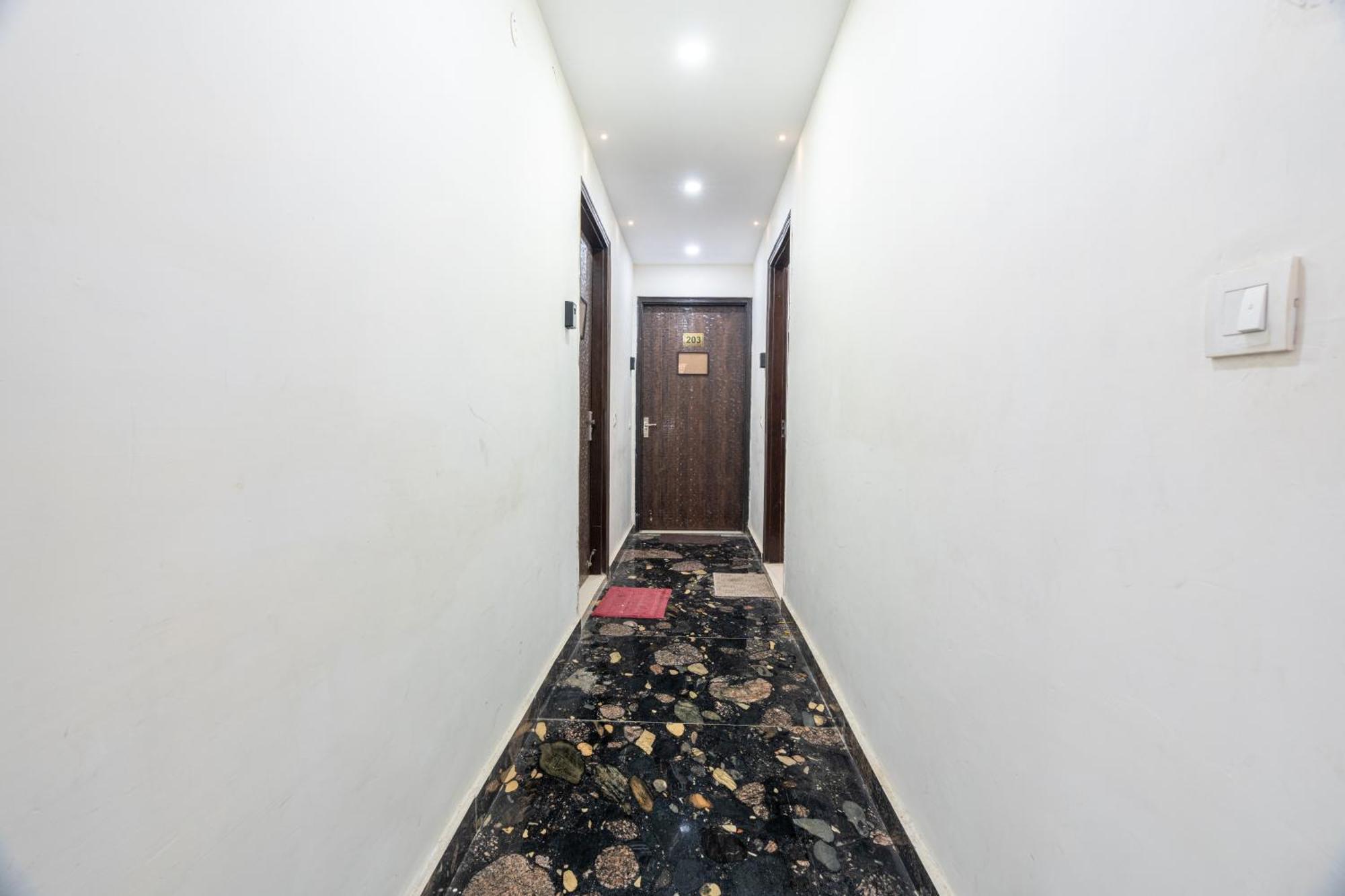 Apartment Homlee-vintage 2bhk Near Delhi