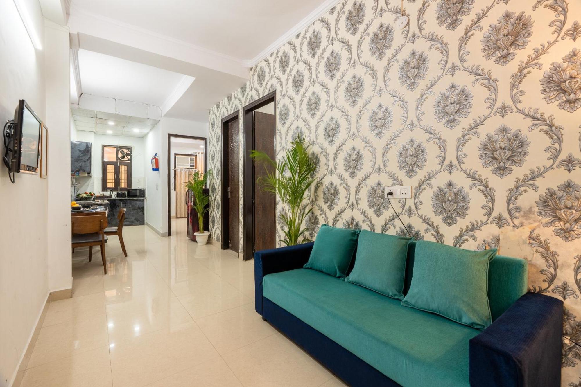 Homlee-vintage 2bhk Near Delhi New Delhi