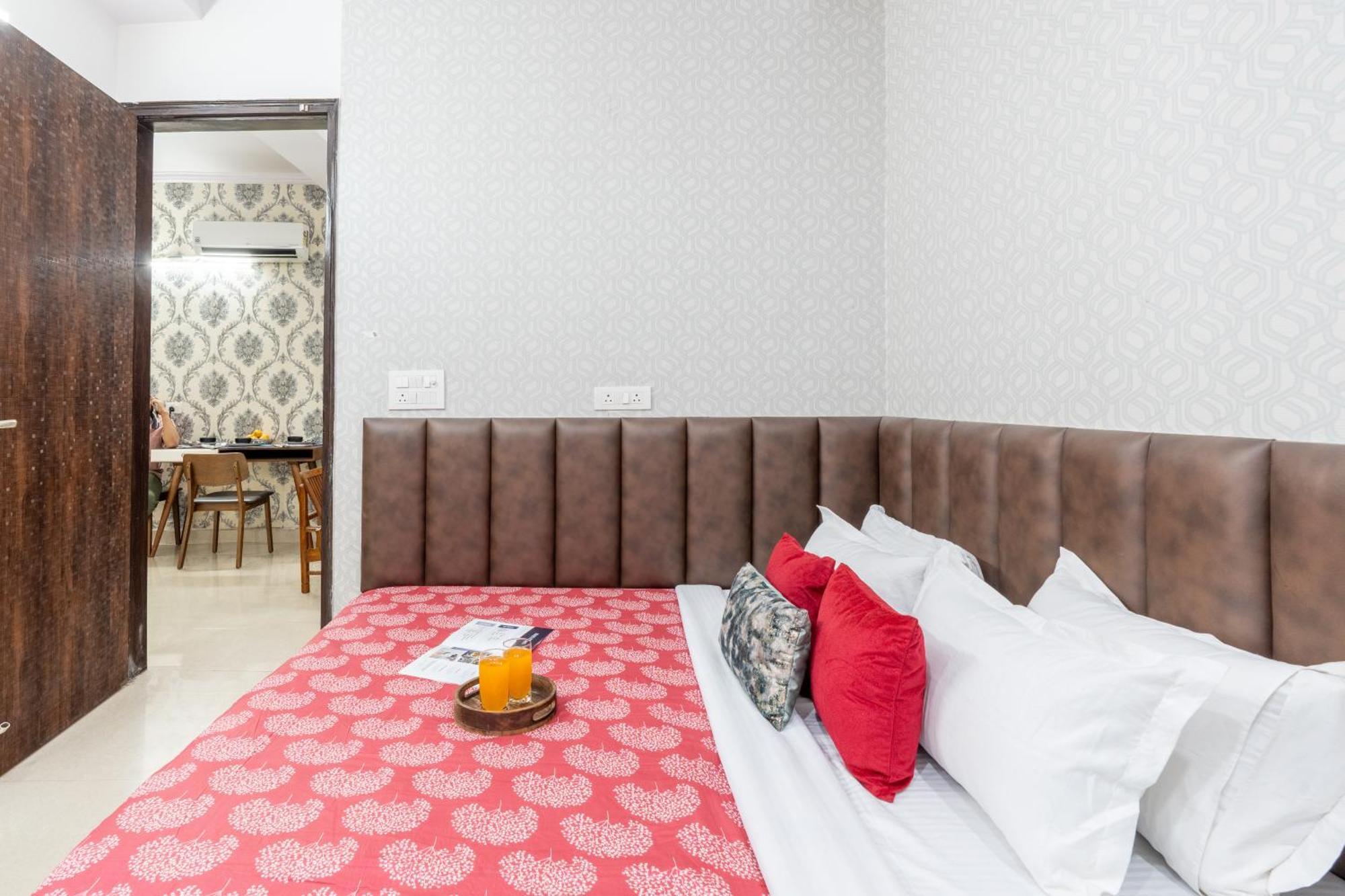 Homlee-vintage 2bhk Near Delhi *